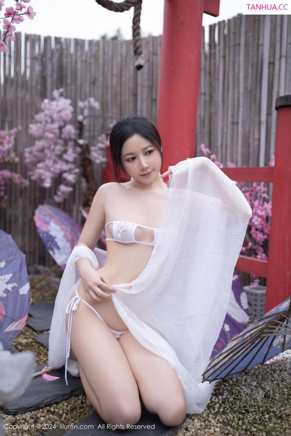 鱼子酱fish  [XiuRen]高清写真图 2024.07.26 No.8927 鱼子酱Fish 美腿性感第32张图片